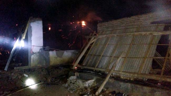 3 Rumah Sidomukti Jember Terbakar Habis