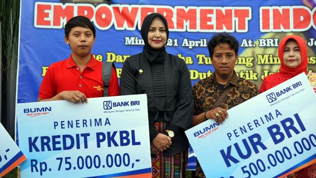 Bupati Jember Bagaimana Cara UMKM Jadi Pilar Ekonomi Kerakyatan