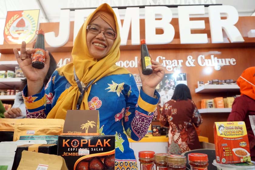 Pemkab Eksis Tampilkan Produk Khas Jember