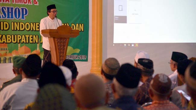 Wabup Muqit Arief ketika menghadiri workshop yang divelar DMI. (ist)