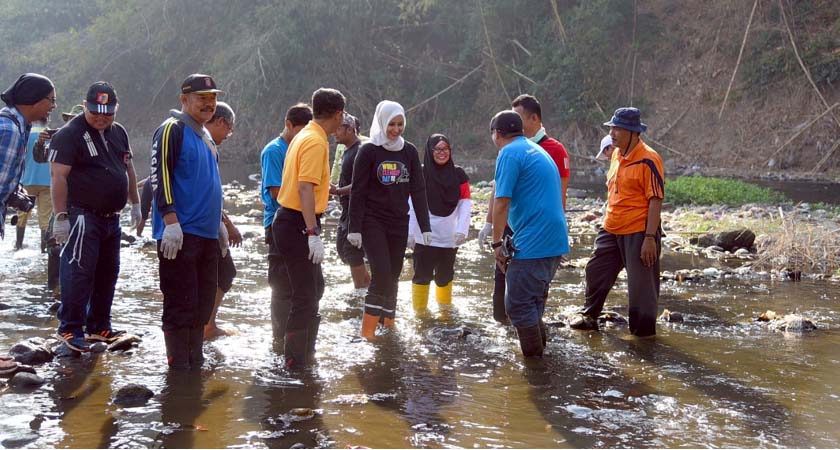 World Clean Up Day Jember, Faida Turun di Bedadung