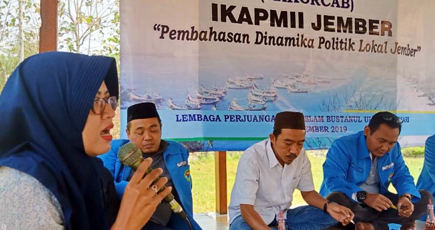 Sarasehan dan diskusi pengurus dan anggota IKA PMII Kabupaten Jember beberapa waktu lalu