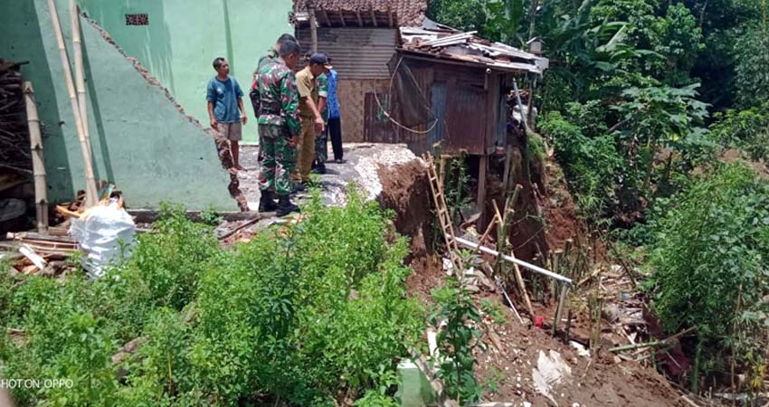 2 Rumah Manggantung, Danramil 082416 Tanggul akan Koordinasi dengan Camat