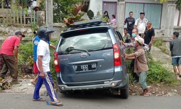 Tabrakan Maut Libatkan Tiga Kendaraan, Seorang Perempuan Meninggal Usai Luka Serius di Kepala