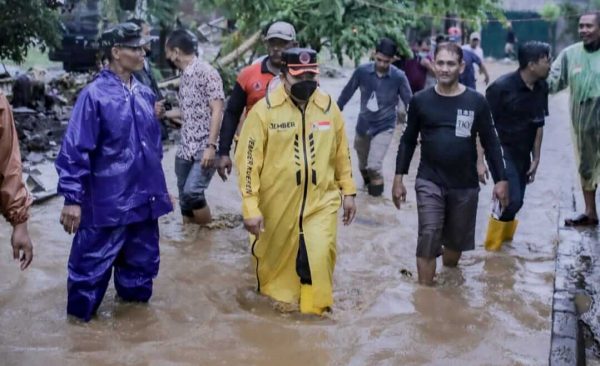 Bupati Jember Langsung Cek Musibah Banjir dan Minta Mitigasi Wilayah Rawan Bencana