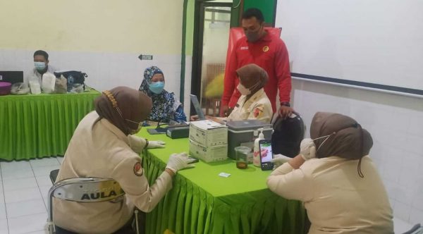 Gandeng Rumah Sakit TK III Bhaladika Husada, BINDA Jatim Gelar Vaksinasi di Jember