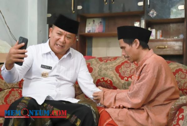 Gelar J-Berbagi di Puger dan Gumukmas, Bupati Jember Sambangi dan Beri Motivasi Rumah Penyandang Tunanetra