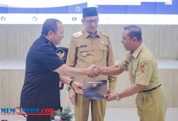 Beri SK Pensiun untuk 135 ASN, Bupati Jember Berharap Dukungan Kontribusi Aktif untuk Kemajuan Masyarakat